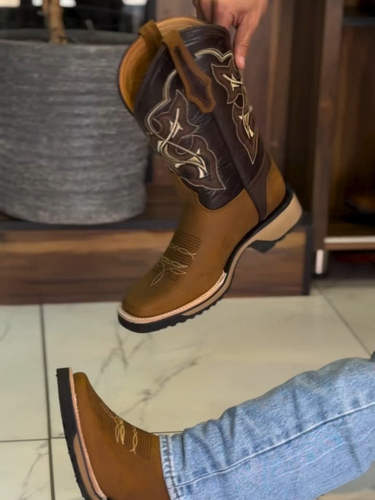 Brown Western Boots With Embroidered Shaft