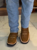 Brown Western Boots With Embroidered Shaft